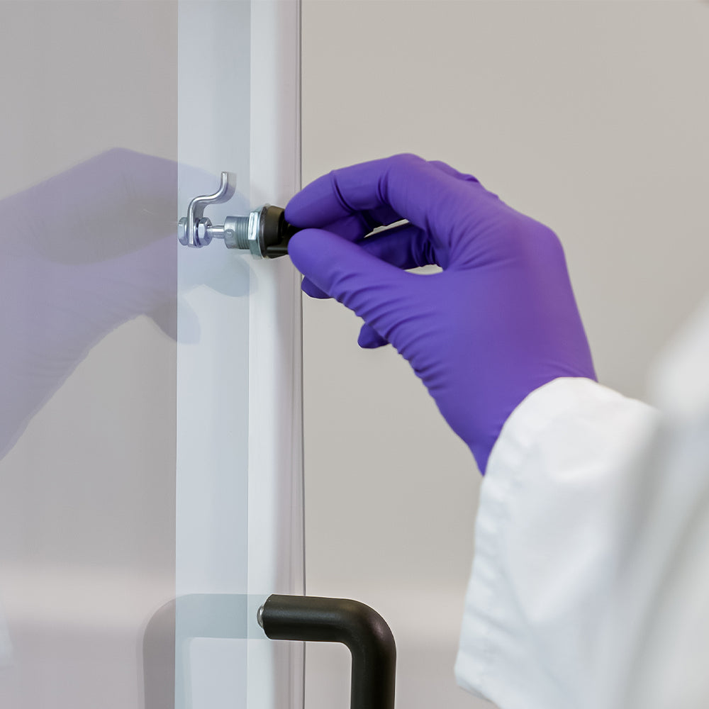 Monmouth Circulaire® laminar flow cupboard with visionaire® touch screen