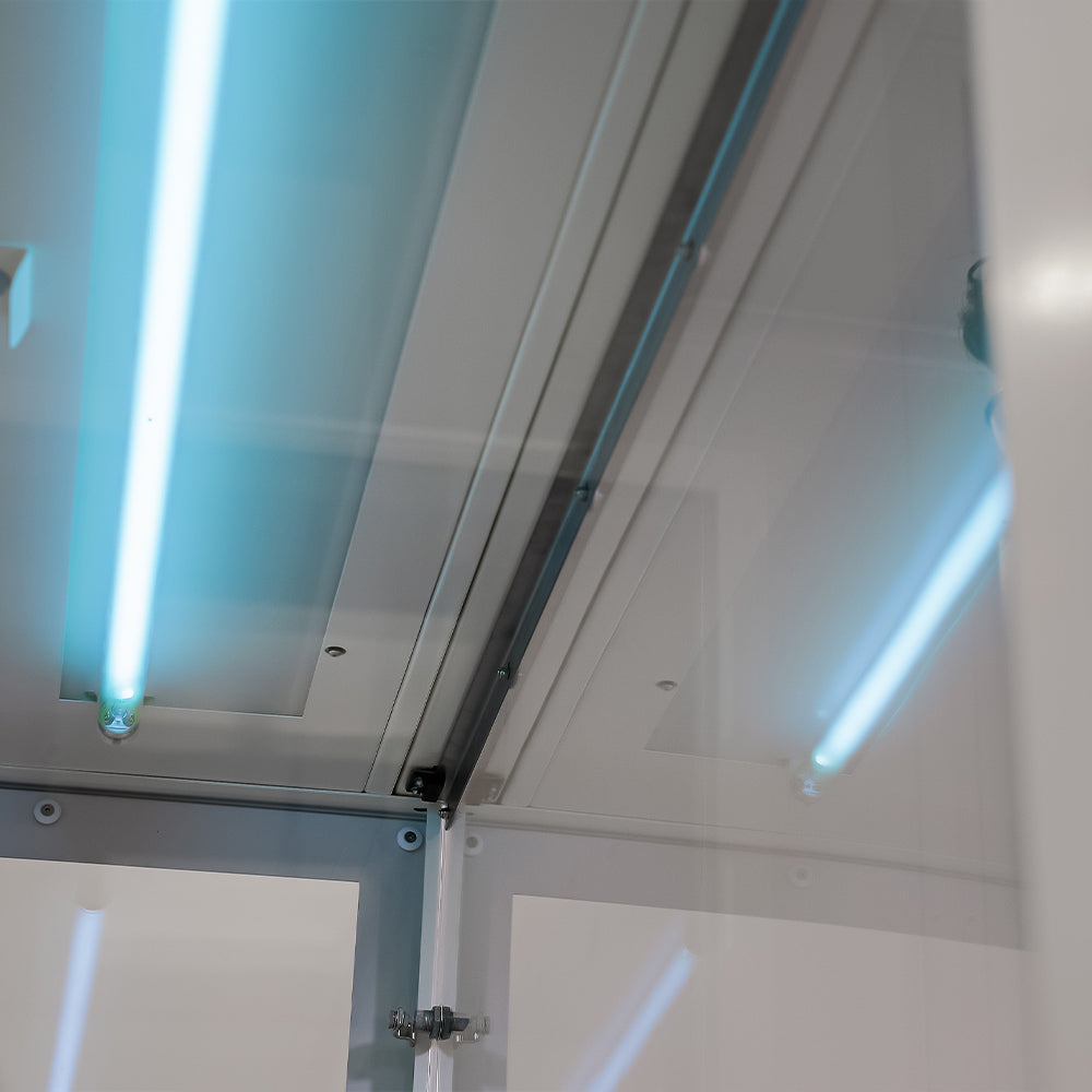 Monmouth Circulaire® laminar flow cupboard with visionaire® touch screen