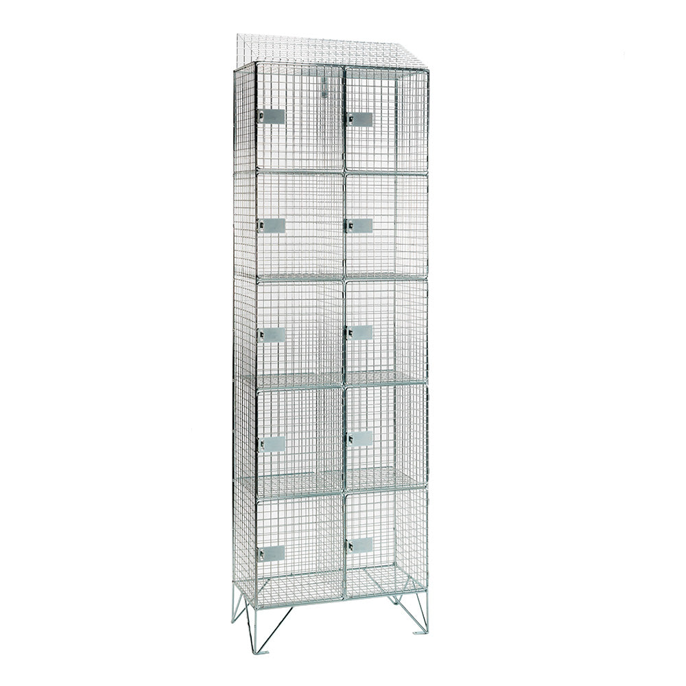 Wire mesh lockers