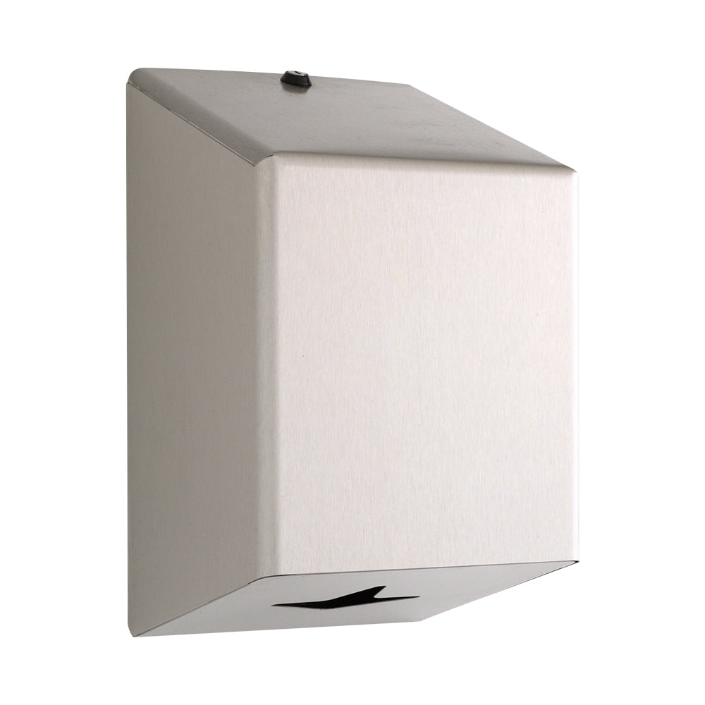 Centre pull paper towel dispenser