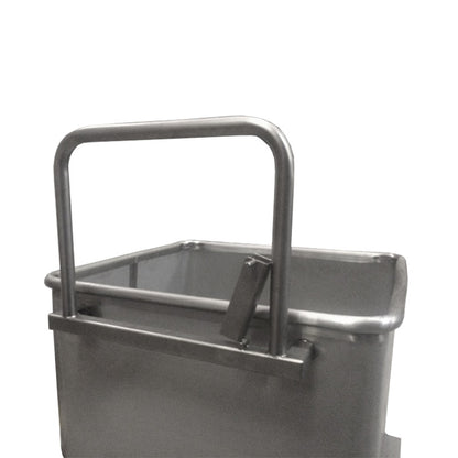 Tote bin extended push handle